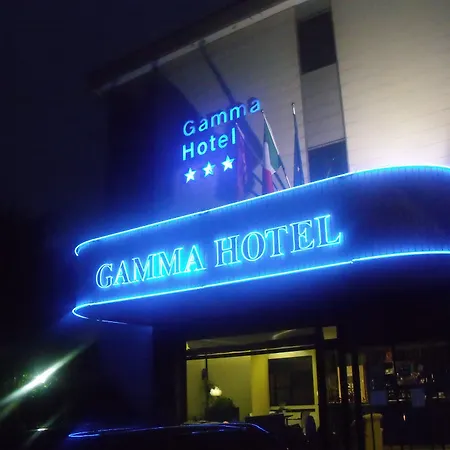 Gamma ホテル